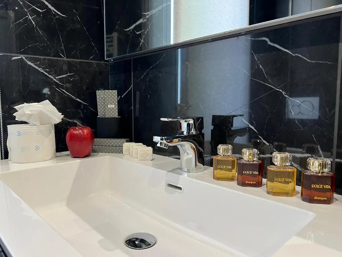 Brera Superior Apartment Near Duomo Milano 0*,